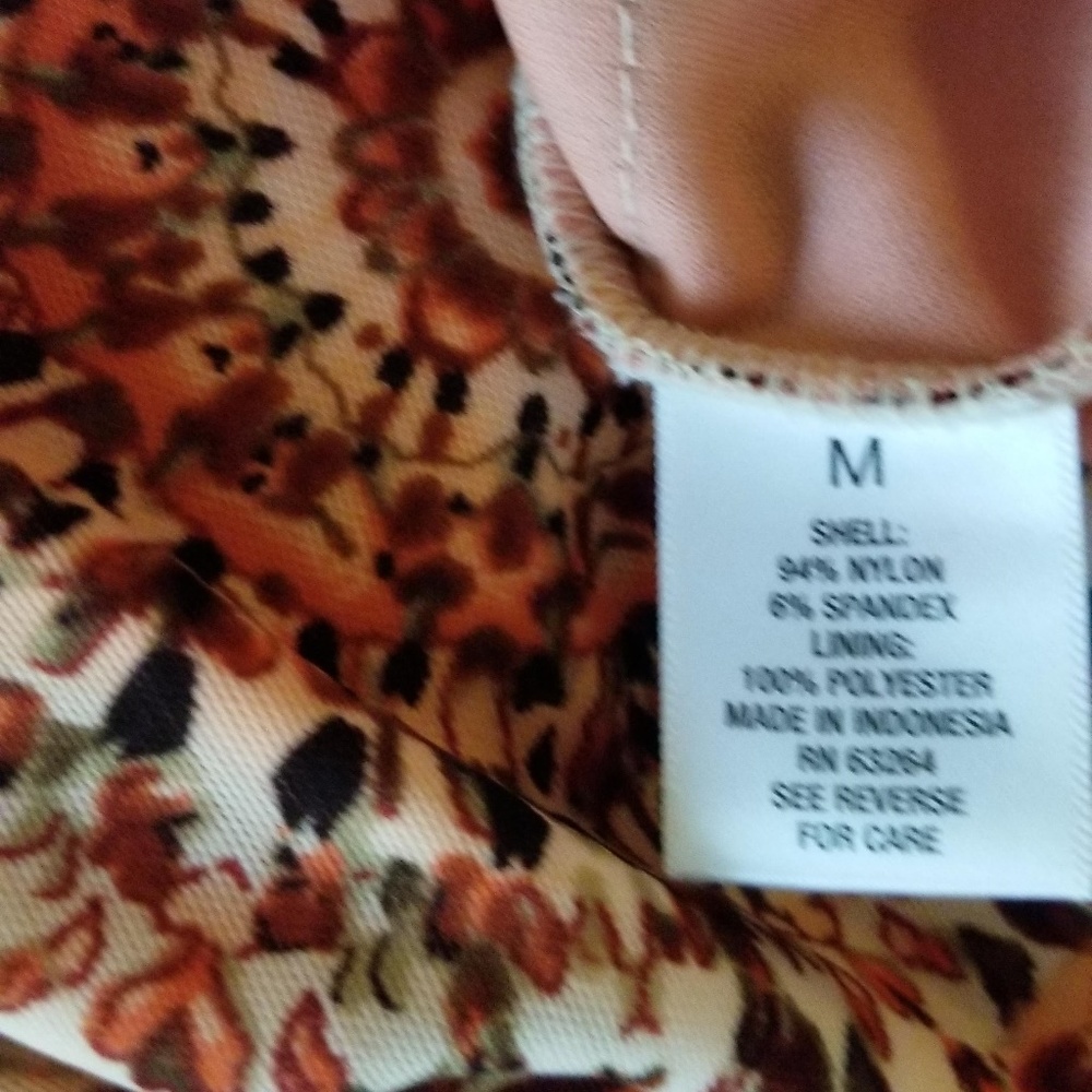 Flutter Top In Coral And Brown - image 5